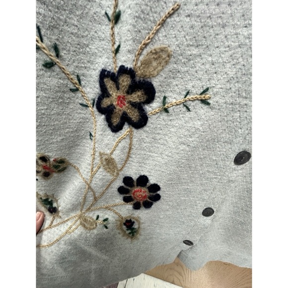 CST Sport Womens Cardigan 1X Floral Embroidered V Neck Artsy 90s Boho Vintage - Picture 9 of 10